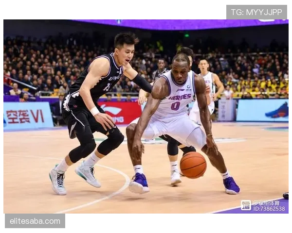 接管禁区前插撕破后防，本赛季凯恩比上季更具威胁